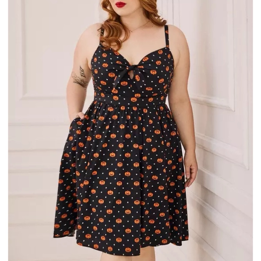 NWOT Torrid Retro Chic Polka Dot Pumpkin Halloween Pinup Swing Dress 3X 22 24 - Picture 13 of 15